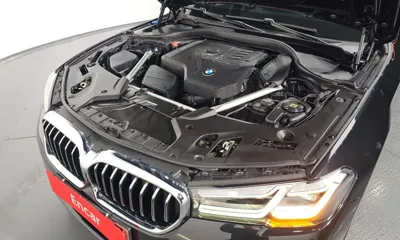BMW 5-Series 2023, 21462 км, за 28179.18 USD - фото 6