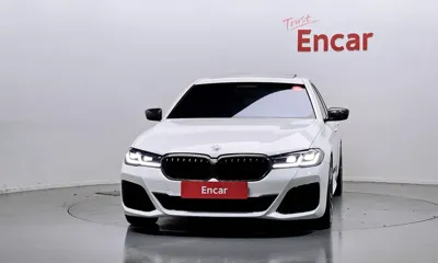 BMW 5-Series 2023, 31254 км, за 34790.6 USD - фото 3