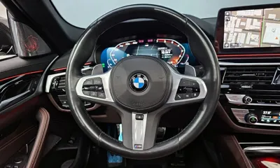 BMW 5-Series 2023, 31254 км, за 34790.6 USD - фото 13