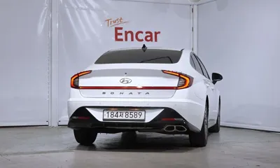 Hyundai Sonata 2022, 176426 км, за 9321.26 USD