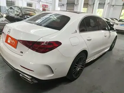 Mercedes-Benz C-Class 2024, 13000 км, за 31635.64 USD