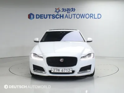 Jaguar XF 2018, 195824 км, за 4529.34 USD