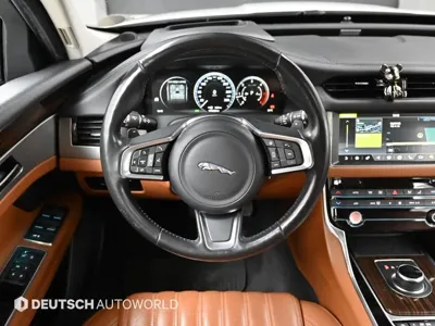 Jaguar XF 2018, 195824 км, за 4529.34 USD - фото 13