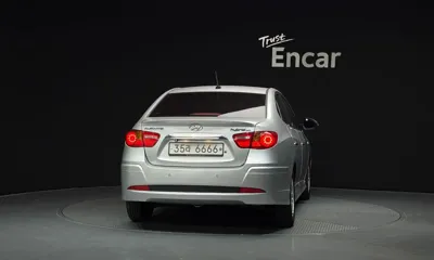 Hyundai Avante 2013, 218906 км, за 3284.29 USD