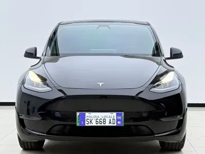Tesla Model Y 2021, 30000 км, за 20864.81 USD