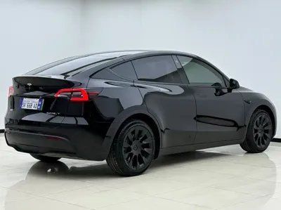 Tesla Model Y 2021, 30000 км, за 20864.81 USD - фото 21