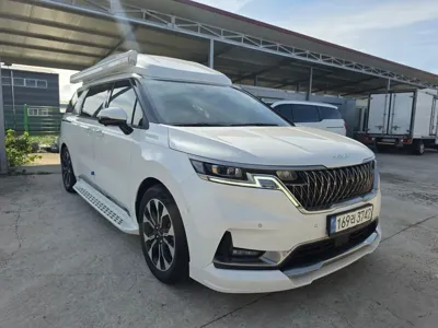 Kia Canival · 2023 год