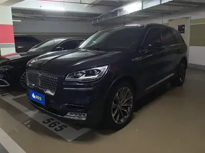 Lincoln Aviator · 2021 год