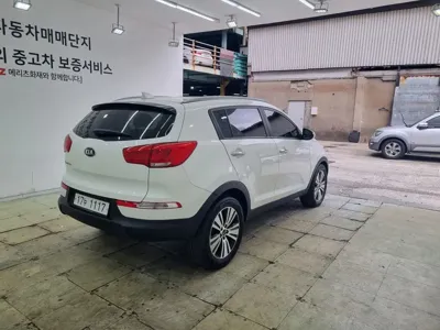Kia Sportage 2014, 132960 км, за 4659.29 USD