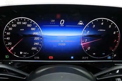 Mercedes-Benz E-Class 2025, 21300 км, за 46239 USD - фото 20