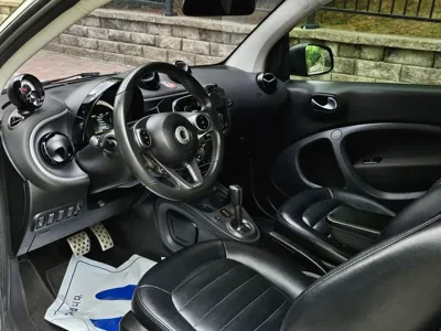 Smart Fortwo 2015, 116101 км, за 7085.74 USD - фото 11