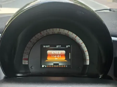 Smart Fortwo 2015, 116101 км, за 7085.74 USD - фото 16