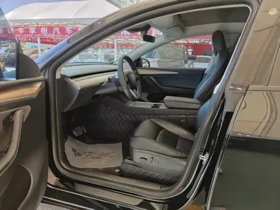 Tesla Model Y 2021, 132000 км, за 20598.49 USD