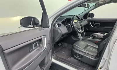 Land Rover Discovery Sport 2017, 143827 км, за 6186.1 USD - фото 10