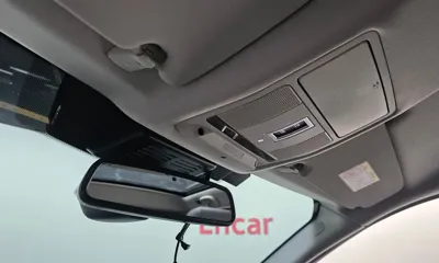 Land Rover Discovery Sport 2017, 143827 км, за 6186.1 USD - фото 18