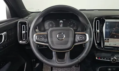 Volvo XC40 2022, 118700 км, за 19160.88 USD - фото 14