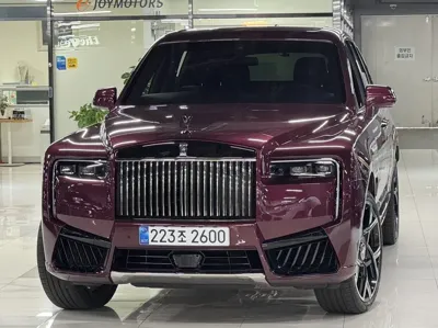 Rolls-Royce Cullinan · 2025 год