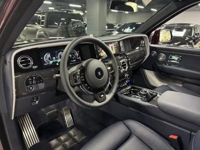 Rolls-Royce Cullinan 2025, 1400 км, за 555808.16 USD