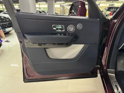 Rolls-Royce Cullinan 2025, 1400 км, за 555808.16 USD - фото 6