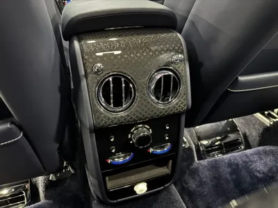 Rolls-Royce Cullinan 2025, 1400 км, за 555808.16 USD - фото 12