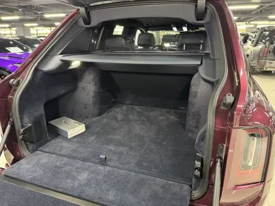 Rolls-Royce Cullinan 2025, 1400 км, за 555808.16 USD - фото 15