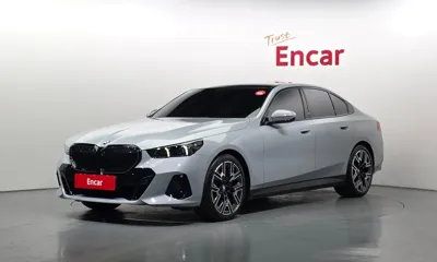 BMW 5-Series · 2026 год