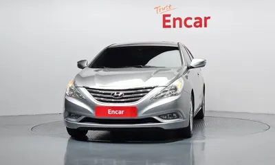 Hyundai Sonata 2012, 219521 км, за 1706.71 USD