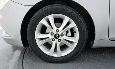 Hyundai Sonata 2012, 219521 км, за 1706.71 USD