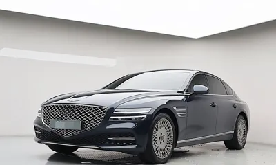 Genesis G80 · 2023 год