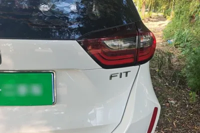 Honda Fit 2023, 65300 км, за 9418 USD - фото 9