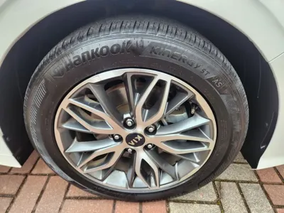 Kia K5 2021, 74017 км, за 10108.97 USD