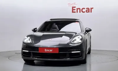 Porsche Panamera 2018, 48295 км, за 46739.89 USD