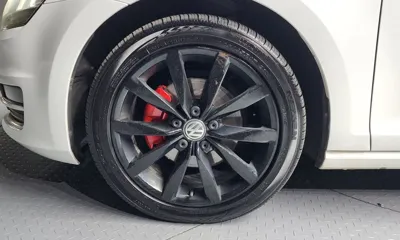 Volkswagen Golf 2015, 116128 км, за 6357.61 USD