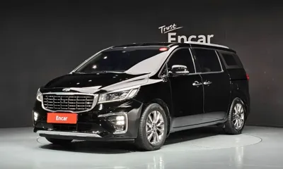 Kia Canival · 2020 год