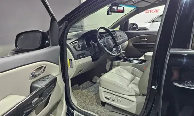 Kia Canival 2020, 146159 км, за 10347.52 USD - фото 10