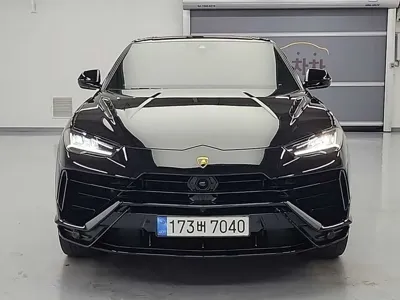 Lamborghini Urus 2024, 23464 км, за 213576.79 USD
