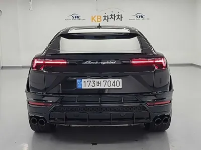 Lamborghini Urus 2024, 23464 км, за 213576.79 USD