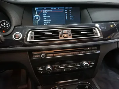 BMW 7-Series 2010, 133070 км, за 4362.83 USD - фото 10