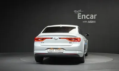 Renault-KoreaSamsung SM6 2016, 91861 км, за 5500.56 USD