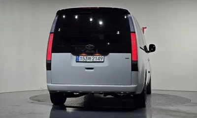 Hyundai Staria 2023, 124408 км, за 20482.32 USD