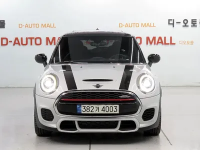 MINI Cooper · 2021 год