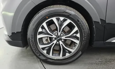 Kia Canival 2023, 79081 км, за 5156.01 USD