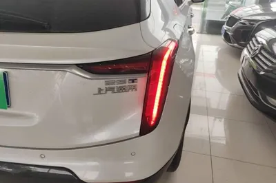 Cadillac GT4 2023, 46300 км, за 19669 USD - фото 9