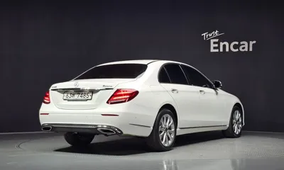 Mercedes-Benz E-Class 2018, 171884 км, за 11719.88 USD