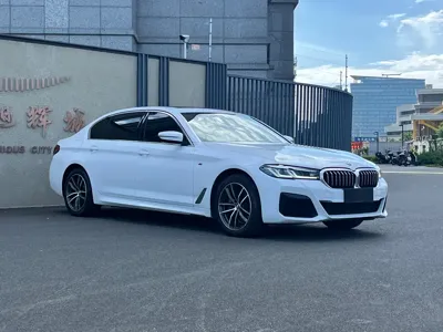 BMW 5 Series 2021, 80000 км, за 24543.37 USD