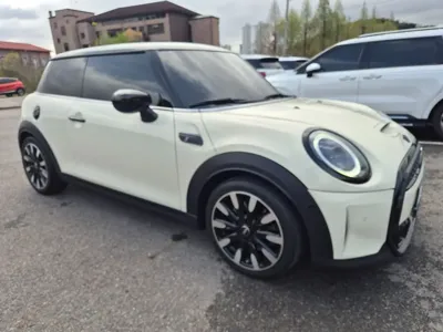 MINI Cooper 2022, 53814 км, за 14788.28 USD