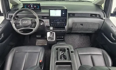 Hyundai Staria 2025, 38033 км, за 24299.69 USD - фото 7