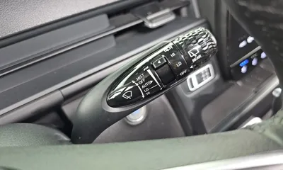 Hyundai Staria 2025, 38033 км, за 24299.69 USD - фото 31