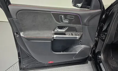 Mercedes-Benz GLB-Class 2022, 42260 км, за 26585.27 USD - фото 24