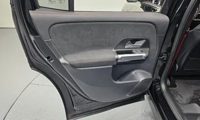 Mercedes-Benz GLB-Class 2022, 42260 км, за 26585.27 USD - фото 25